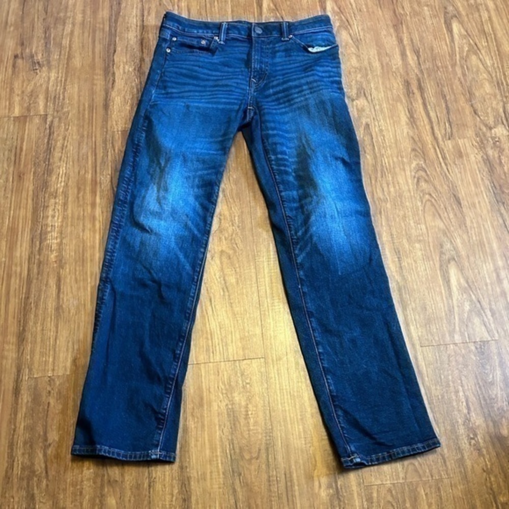 American Eagle original straight jean 30 32 dark wash great condition